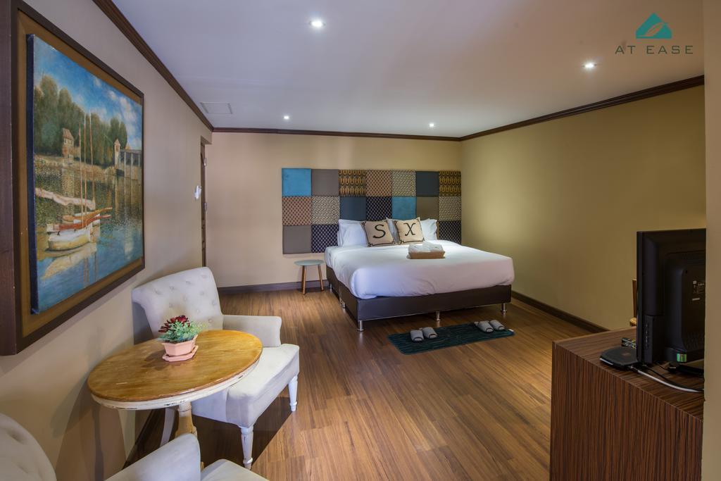 Hotel At Ease Bijou à Chiang Mai Chambre photo
