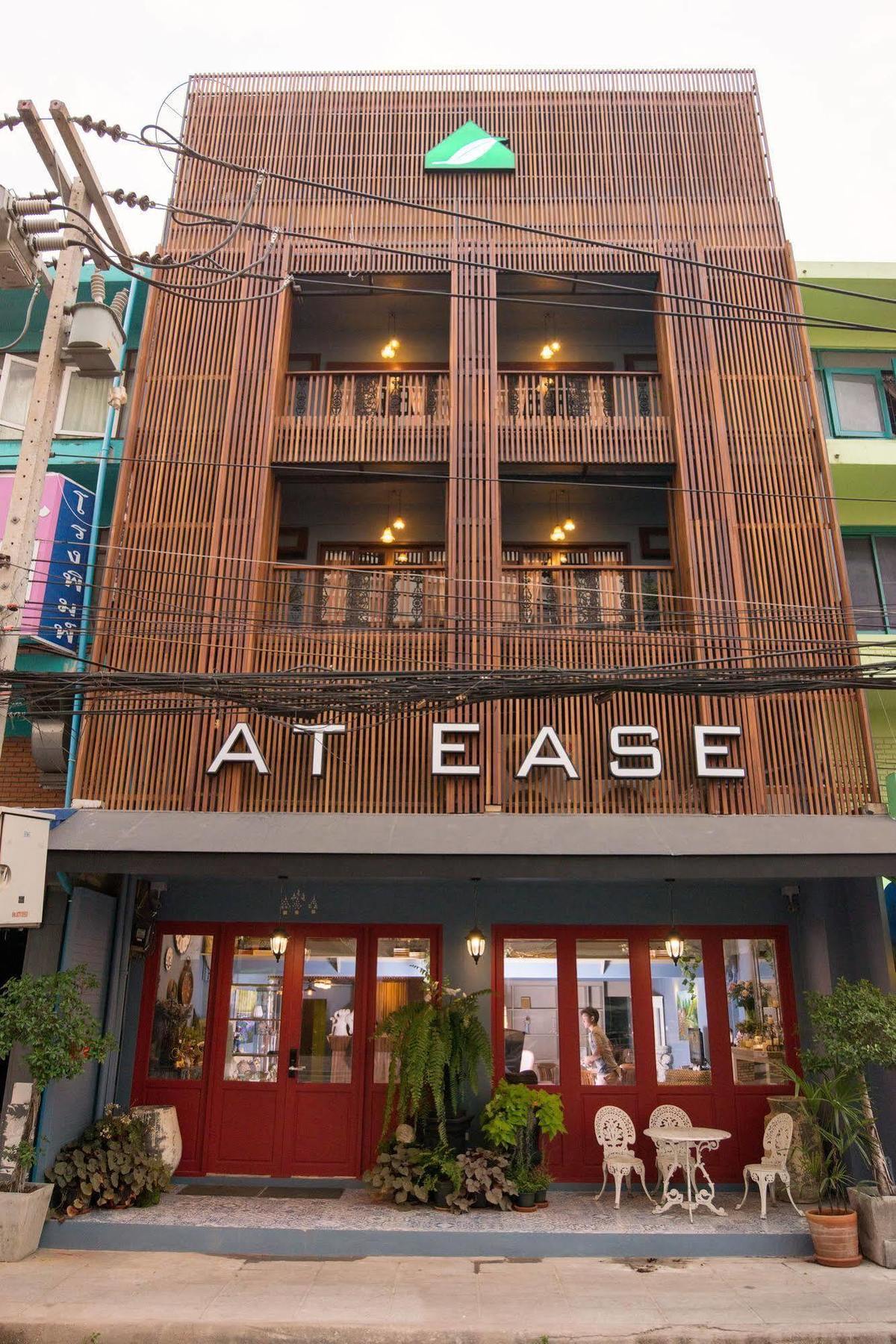Hotel At Ease Bijou à Chiang Mai Extérieur photo