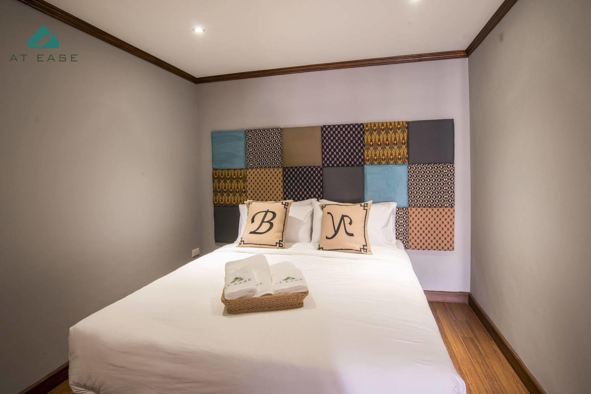 Hotel At Ease Bijou à Chiang Mai Extérieur photo